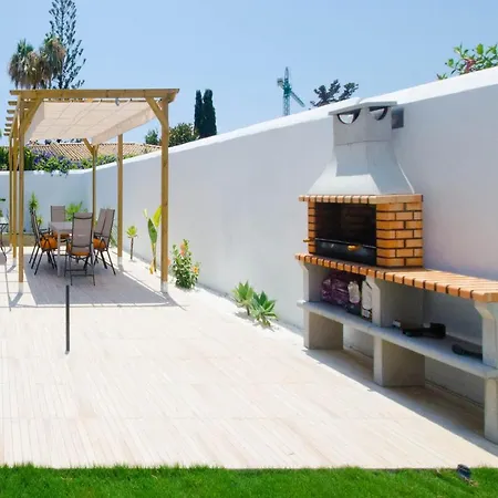 Villa Janissa * Estepona